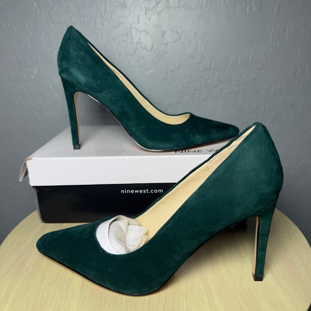 Nine West Emerald Green Suede Pointed Toe Pumps - Picture 2 of 7